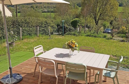 Longny les Villages Cottage | Renovated Country House with WiFi and Pets Allowed