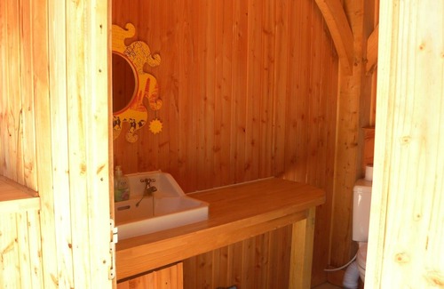 Rouffignac-Saint-Cernin-de-Reilhac Other | Peaceful But Centrally Located Dordogne Farmhouse with private heated pool.