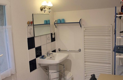 Rouffignac-Saint-Cernin-de-Reilhac House | Inn Rouffignac-Saint-Cernin-de-Reilhac, 2 bedrooms, 4 people