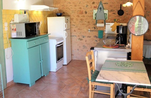 Rouffignac-Saint-Cernin-de-Reilhac House | Inn Rouffignac-Saint-Cernin-de-Reilhac, 2 bedrooms, 4 people