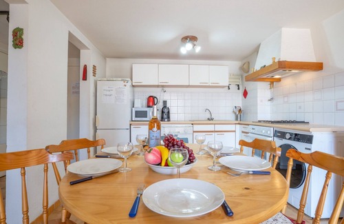 Les Lecques Apartment | Les Mimosas by Interhome