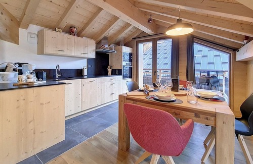 Le Bettaix Apartment | New Chalet · Near Slopes · Terrace · Sauna