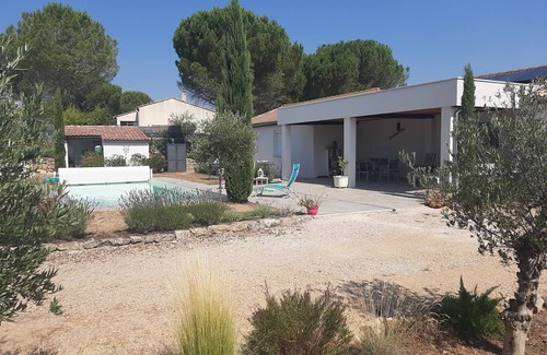 Saint-Maximin-la-Sainte-Baume Apartment | studio au coeur de la provence verte