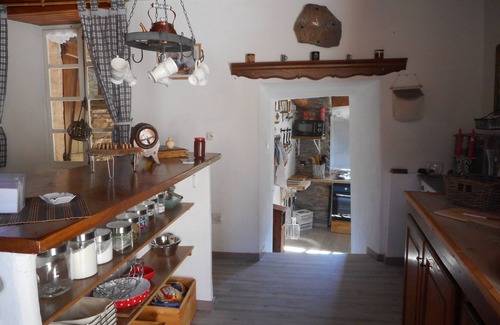 Sainte-Croix-Vallee-Francaise House | apartment