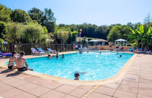 Marcillac-Saint-Quentin House | Campsite Le Pont de Mazerat* - Mobile home Select LV Clim Plancha Wifi 3 rooms 4 people