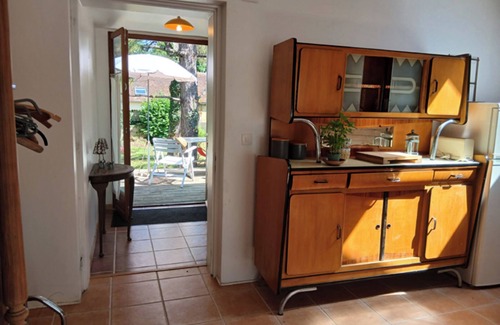 Perreuse Apartment | Studio with terrace and garden 15 minutes from Guédelon