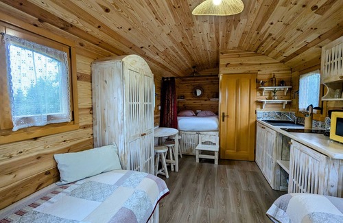 Faverolles Bed & Breakfast | Guestroom Villentrois-Faverolles-en-Berry, studio flat, 4 persons