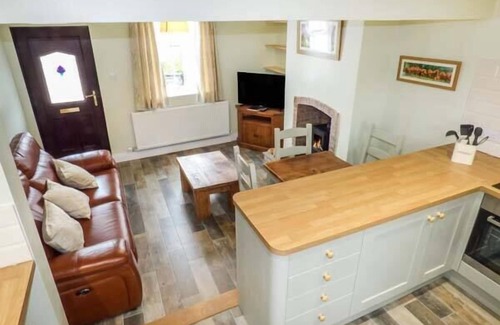 Millington Cottage | FRAN'S COTTAGE, with open fire in Millington