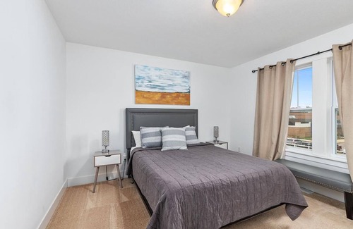 Saugatuck Villa | Francis Way - Four Bedroom Villa, Sleeps 8