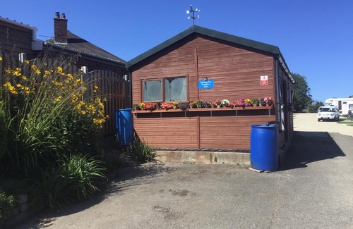 Flamborough Apartment | Frankies Flat, a Superb apartment in Flamborough.