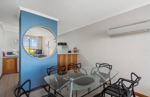 Encounter Bay Apartment | Franklin Beachfront Apartment: Superb View, Ground Floor, WiFi, 3BR