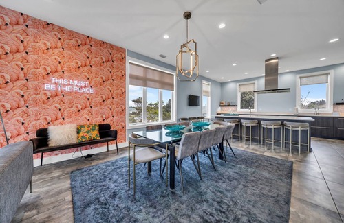 Avalon Beach Estates House | Free 6 Seat Golf Cart! Beach Chairs thru Oct! Private Courtyard Pool, Short Stroll to the Beach!