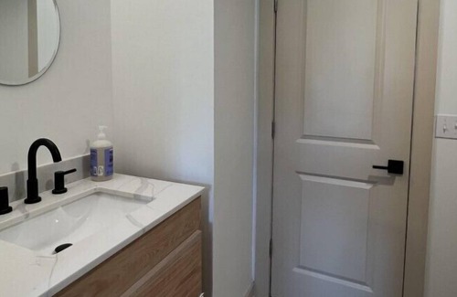 East End House | Free Beach Gear Credit, 2-Min Walk To Beach, Swimming Pool!