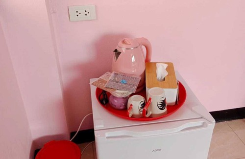 Khlong Tan Nuea Apartment | FREE Breakfast 48h+WiFi! Central 30min to airport/Active calm!Long stays/Parking