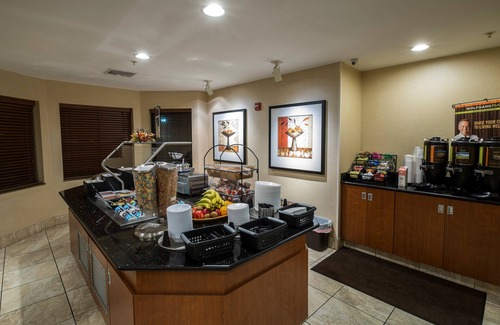Harrisburg - Hershey Apartment | Free Breakfast. Indoor Pool. Gym. Quick Drive to Hersheypark!