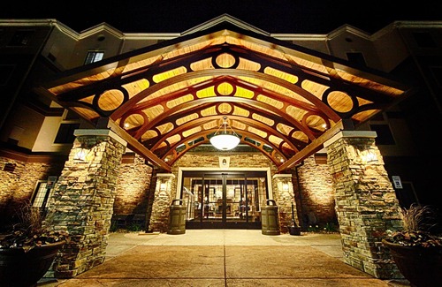 Minot Apartment | Free Breakfast. Pool & Hot Tub. Gym. Great for Business Travelers!