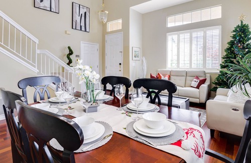 Evergreen House | Free EV Charge! Specious 4Brms&3ba Cozy family!