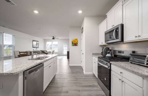 Millville House | Free Linens & Cleaning - Saltwater Manor