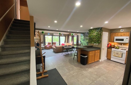 Village at Camelback House | FREE NIGHT Book 2 Nights & 3rd is FreešPromo doesnāt work on holidays & Winter!
