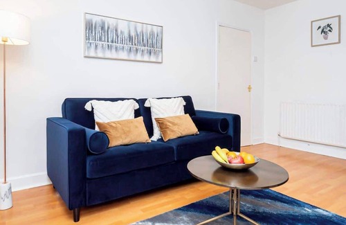 Oxford Apartment | Free Parking 1 Bedroom Flat | Sleeps 4 @ Abingdon
