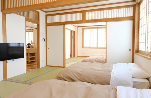 Biei Hotel | Free parking available 3000 yen for 5 or more people A whole house for rent in front of Biei Sta/Kamikawagun Hokkaidō