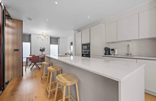 Manchester City Centre House | Free Parking Canal Street by City SuperHost