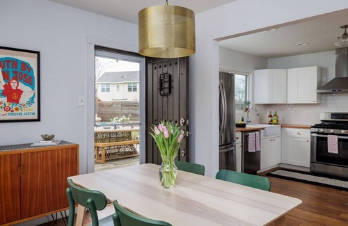 MLK House | Free Parking, East Austin, Cowboy Pool - Leslie