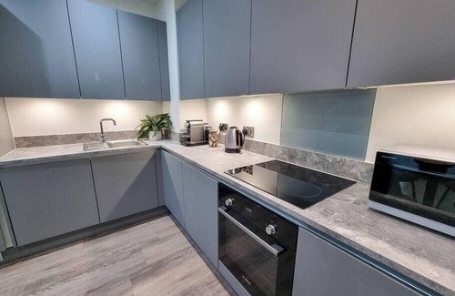 Manchester City Centre House | Free Parking Luxury Townhouse By City SuperHost