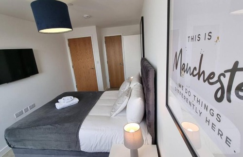 Salford Apartment | Free Parking: Media City Flat