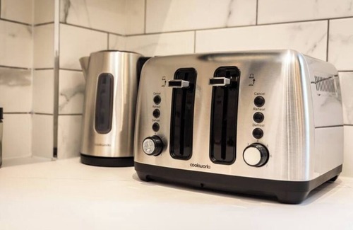 Southsea House | FREE Parking-REDuCED-Wi-Fi-Southsea-Long Stays