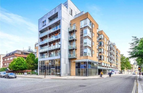 Southampton City Centre Apartment | !FREE PARKING with BALCONY! - Ocean Views Apartment - 4 single beds or 2 doubles