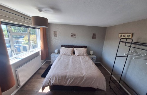 Fieldway House | Free ParkingnEasy access Kent and London