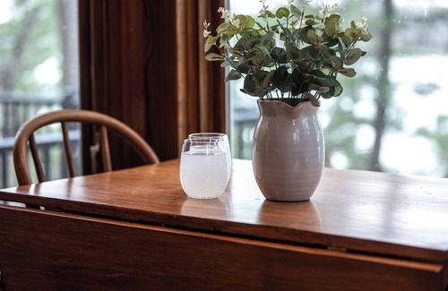 Luck Cabin | FREE Pontoon September Mon - Thursday