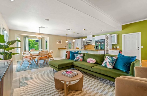 Racquet Club West House | Free Pool Heating! Hot tub, Pool table, Fire pit!