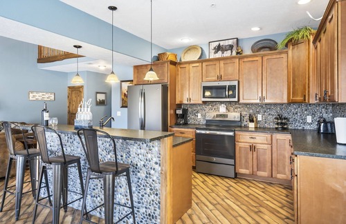 Branson House | Free Sdc Tickets, Lake Access, Community Firepits/Playground/Hot Tub & More!