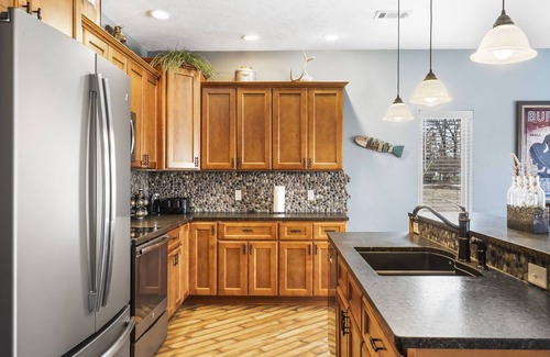 Branson House | Free Sdc Tickets, Lake Access, Community Firepits/Playground/Hot Tub & More!