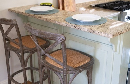 Oxford Condo | Free Shuttle to Stadium and Square - Each BD(3) has en suite BR