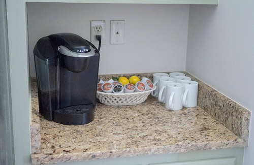 Oxford Condo | Free Shuttle to Stadium and Square - Each BD(3) has en suite BR