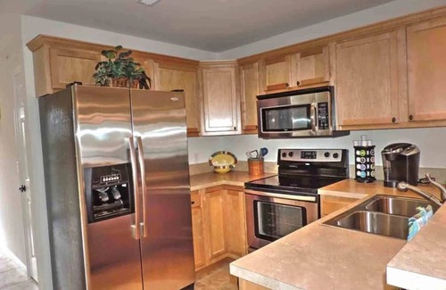 Camdenton Apartment | Freeboard at Miramar