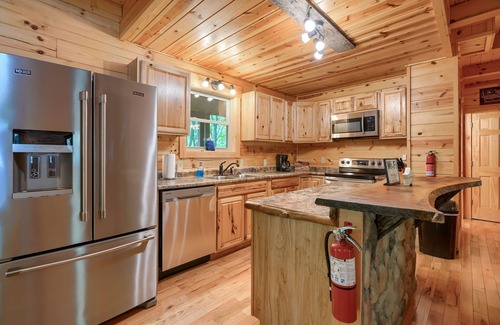 Rockbridge Cabin | Freedom Lodge by The Inn & Spa at Cedar Falls