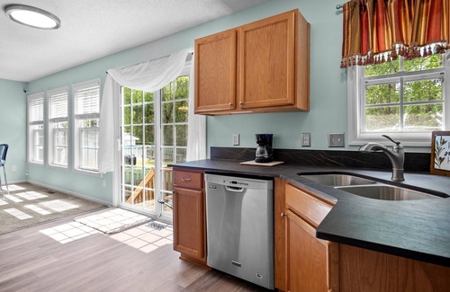 McCutcheon Field House | Freedom's Stay - 3-bed/2.5 Bath in Quiet Jacksonville Neighborhood. Pet Friendly