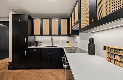 Bowery Condo | Freeman 303 by Rove | 1BR Condo w Shared Amenities