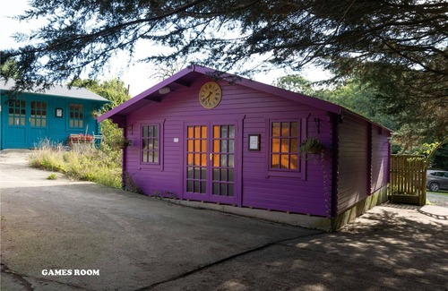 Cardigan Cottage | Freesia Cottage, Cardigan