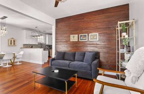 Esplanade Ridge Apartment | Freestanding, Bayou St John Luxury cottage!