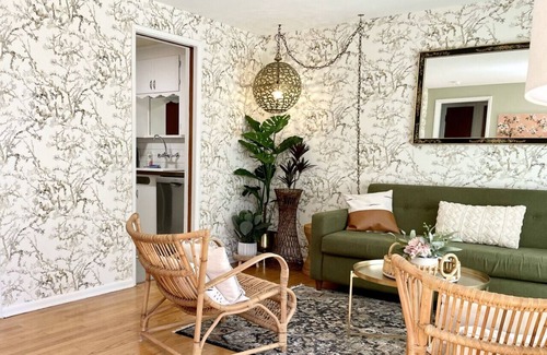 Fremont House | Fremont Nirvana | Chic Townhome Near Bars & Eats