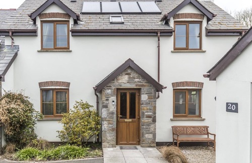 St. Florence House | French Fields - 4 Bedroom House - St. Florence