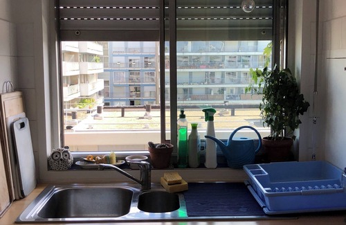 Quartier Saint-Ambroise Apartment | French-German lady rents a 2 rooms apartment, bright, calm well equipped, 46 m2