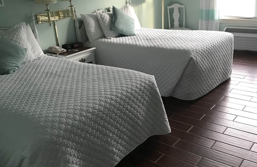 Maysville Hotel | French Quarter Inn