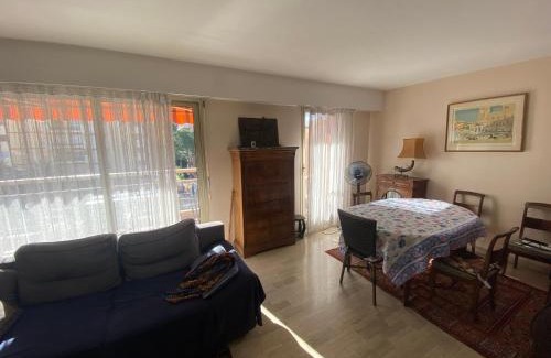 Saint-Raphael Apartment | French Riviera Saint Raphaël Retreat