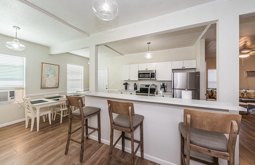 Clearwater Beach Cottage | Frenchy's Cottage 482 in Clearwater Beach